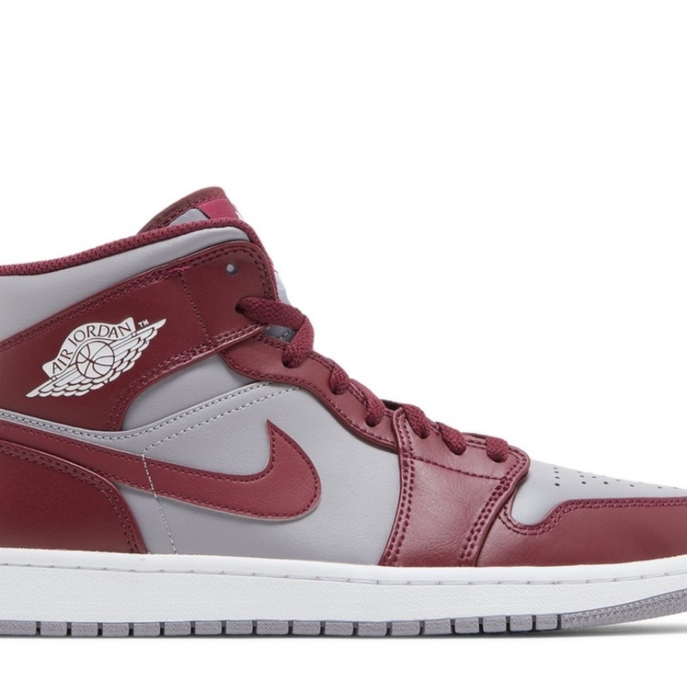 Jordan Sneakers in Maroon and Gray. Almost new , my child 2 time only wearing